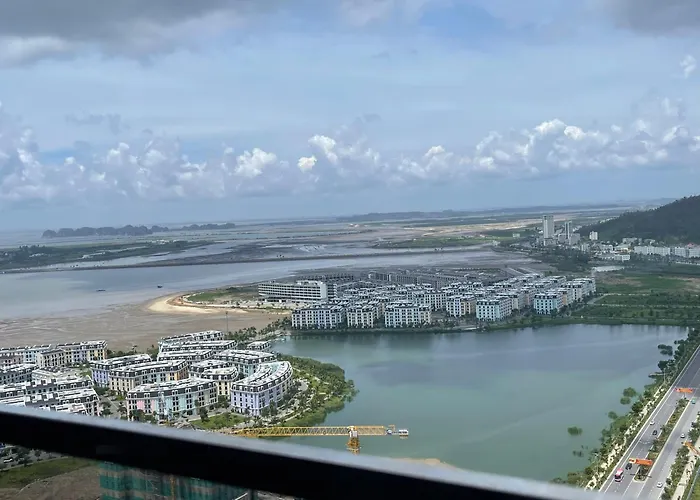 Bay Apartment